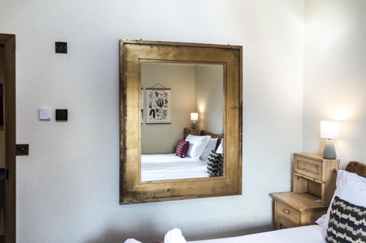 Lavender - Luxurious Barn Conversion - Blossom Farm Johnston Exteriör bild